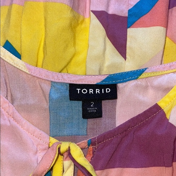 Torrid Multicolor Geometric tank blouse 2X - Picture 2 of 9